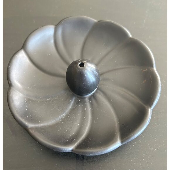Black Ceramic Incense  or Jewelry Holder With Petal Design Kitchen Sink Decor - Picture 4 of 7
